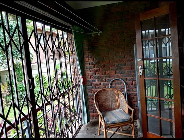 2 BEDROOM APARTMENT FOR SALE IN SCOTTBURGH